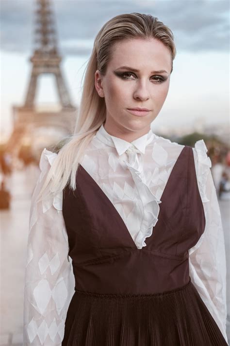 Listen to music by mariana prachařová on apple music. Mariana Prachařová modelkou v Paříži | Johairstar magazín