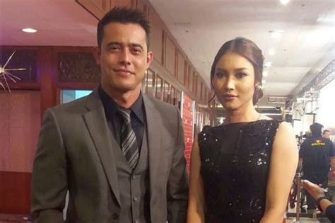 Savesave zul ariffin dan zahirah macwilson sudah putus cint. Zahirah Macwilson Nafi Putus Dengan Zul Ariffin - MYNEWSHUB