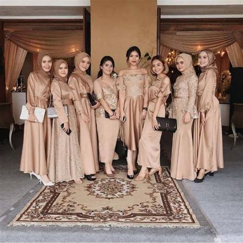 13 Model Gaun Bridesmaid Hijab Dan Non Hijab Batik Satin Dll