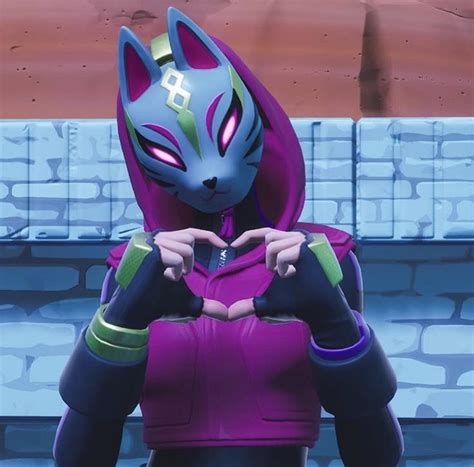 It sure feels like fortnite characters will be in super smash. Fortnite - Season 10 | Cute profile pictures, Spongebob ...