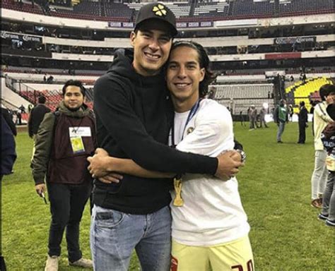 June 30, 2021 8:52 pm . América: El mensaje de Diego Lainez a su hermano Mauro ...