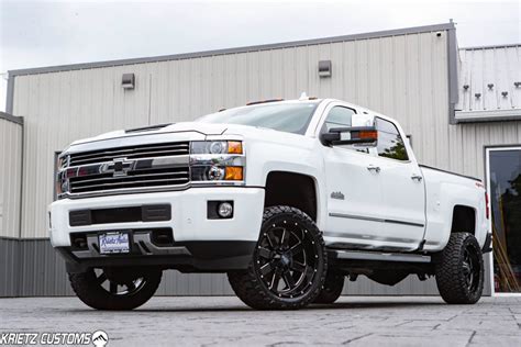 Lifted 2017 Chevy Silverado 2500hd With 3 5 Inch Rough Country Lift Kit