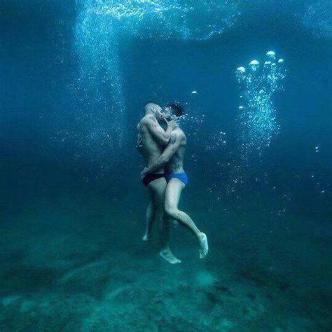 Underwater Gay Kiss