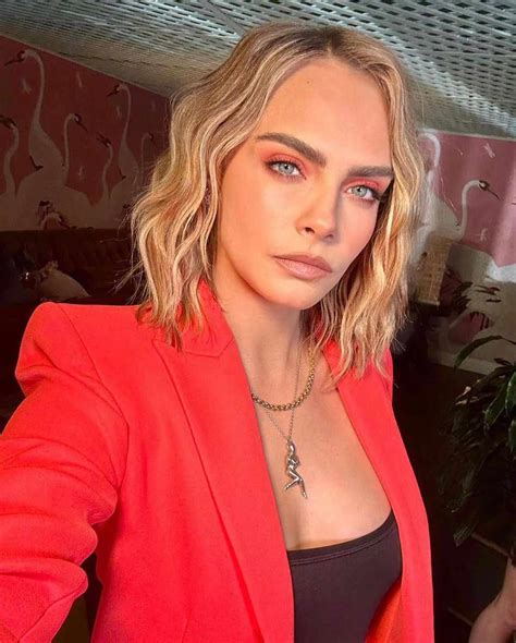 Cara Delevingne Switches Up Her Hair With Summertime Cut And Color