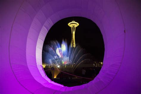 Photos Seattles Iconic Space Needle Turns 60 Iheart