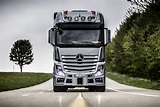 Mercedes Truck Wallpapers - Wallpaper Cave