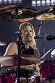 Foo Fighters-Schlagzeuger Taylor Hawkins mit 50 Jahren gestorben ...