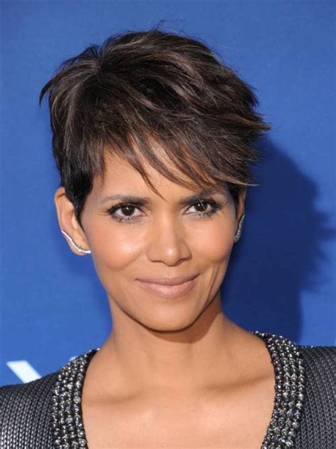 40 Trendiest Short Brown Hairstyles And Haircuts To Try