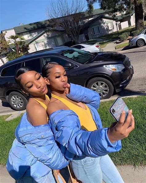 pin nylaanylaa best friend goals bestie outfits best friend outfits