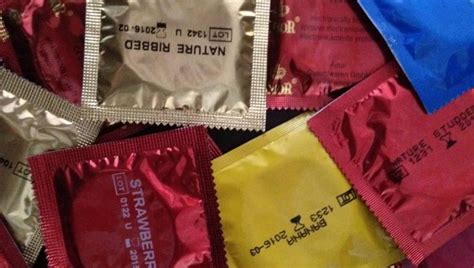 El precio de una caja de preservativos asciende a 650 euros en Venezuela