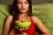 Why you can feel full after eating small amounts - Ping Ming Health