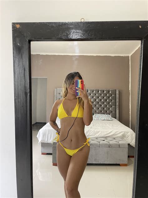 Yellow Bikini Looking Like Your Banana A Mean A Banana Scrolller