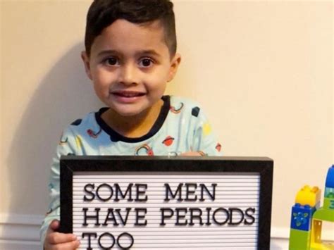 Mamá Enseña A Su Hijo Que Los Hombres Pueden Menstruar Esta Es La