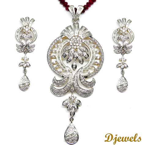 Halukakah gold chain for men,13mm cuban link chain iced out 18k real gold plated/platinum white gold finish iced out choker necklace bracelet,full cz diamond cut prong set,with giftbox. Pin by Diamond Jewellery at Djewels.o on Diamond Jewellery ...