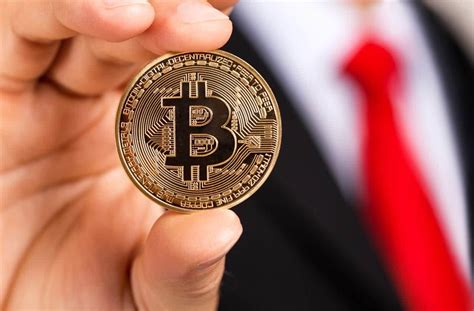 According to the mathematical models and forecasts we have seen in this article the price those who right now believe that it is already too late to invest in bitcoin imagine what they will think when its price exceeds a quarter of a million dollars. How to Invest in Bitcoin - Know Best Ways of Investing in ...