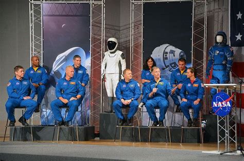 Nasa Announces First Astronaut Crews To Fly On Boeing And Spacex