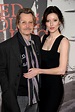 Gary Oldman and Donya Fiorentino | Photos From the Red Carpet Premiere ...