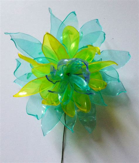 Plastic Bottle Flower Plastic Flowers Pinterest Plastic Bottle