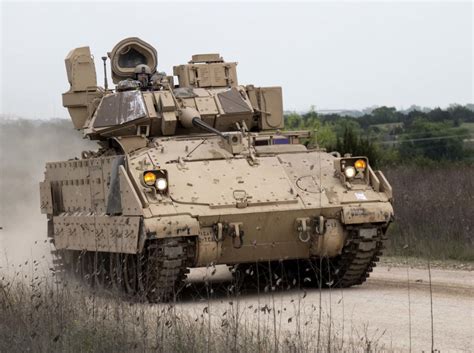 Us Armys Bradley Fighting Vehicle To Receive Modern Composite Track