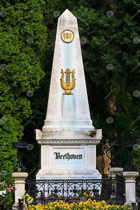 Beethoven Grave At Vienna Central Cemetery Stock Photo Image Of Bones