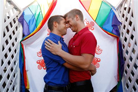 Prop 8 Gay Marriages Can Resume In California Court Rules Los