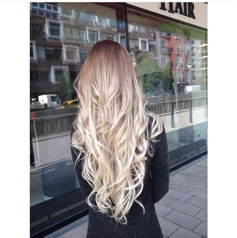 I was thinking of coloring my hair just like this! Blonde Ombre Hair Pictures, Photos, and Images for ...