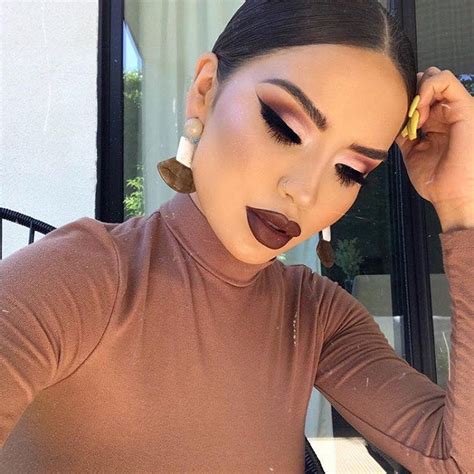 Fabulous Full Glam Makeup Looks To Flaunt This Fall Nude Makeup