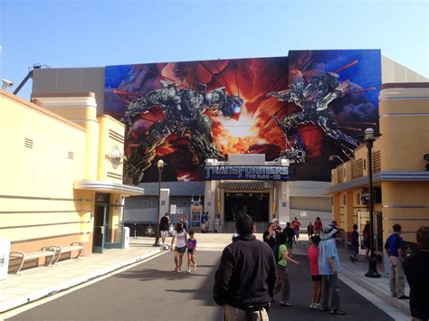 Review Transformers The Ride 3 D At Universal Studios Hollywood