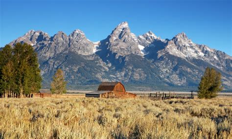 On your first day, get acquainted with the peaks, meadows and glacial lakes that make up grand teton national park through a scenic drive. Grand Teton National Park - Itinerary: 2-3 Days in Grand ...