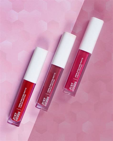 Just Herbs Herb Enriched Matte Liquid Lipstick Kit Set Of 32ml