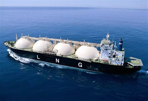 Lng Ships Now Cost A Record High Near 400000 Per Day As Europe