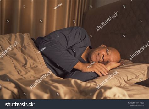 Sleepy Old Elderly Black Man Yawning Stock Photo 1897175596 Shutterstock