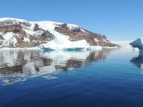 Brown Bluff Antarctica Exploring The Weddell Sea Tabular Icebergs In
