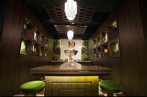 20 Best Bars In Hong Kong For An Exotic Evening Holidify