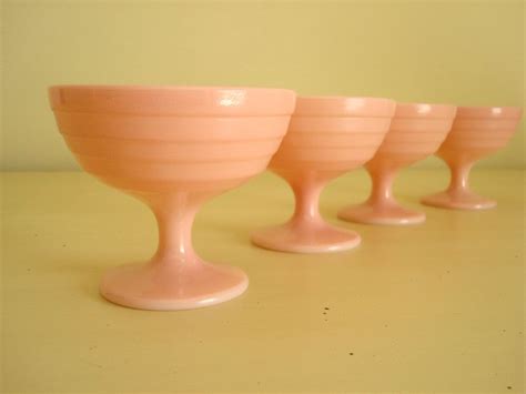 Hazel Atlas Moderntone Platonite Sherbet Cups Set Pink Dessert
