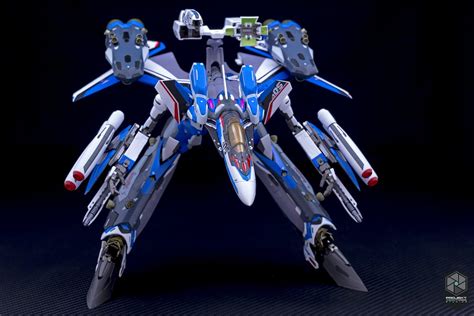 Vf 31j改 Super Siegfried Hayate Immelmann Use Bandai Dx Flickr