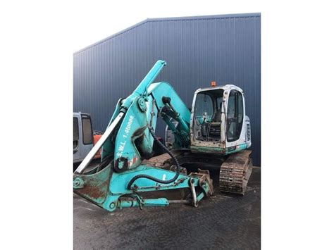 Located in china and other countries. KOBELCO SK135 for sale
