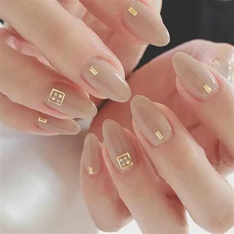 25 Nude Manicure Ideas You Ll Want To Do Today Trendy Queen Leading