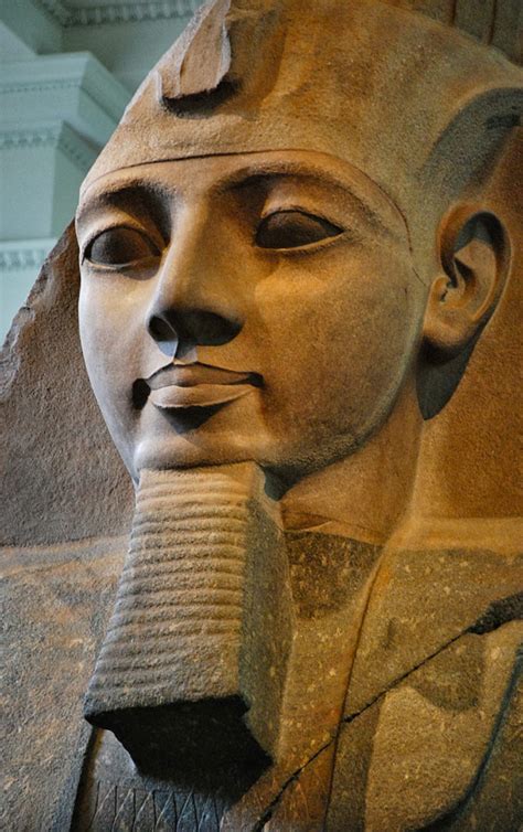 Descubren Una Importante Estatua Del Faraón Ramsés Ii De 3000 Años De