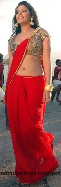 Sexclusive Stills Anjali Seductively Exposed In Red Saree