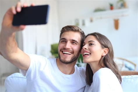 wife selfie images free download on freepik