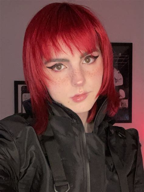 Freckled Redhead Teen Ts Ella Hollywood Tran Selfies