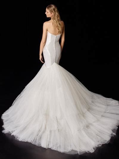 Optionen für brautkleider mit schößchen an der taille. Hochzeitskleid mit abnehmbarer Schleppe und Schleife von ...