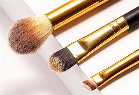 The 16 Best Eyeshadow Brushes For Every Need