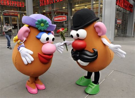 Exclusive An Interview With Mr Potato Head Roger Freed