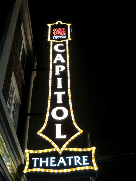 Capitol Theatre Capitolw65th Neon Signs Theatre Cleveland Rocks