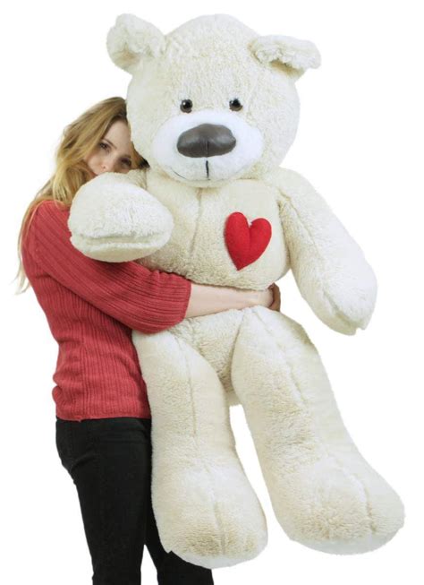 Valentines Day Giant Teddy Bear With Heart On Chest To Express Love 5