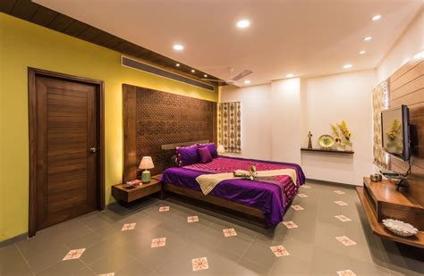 Master bedroom tour i master bedroom interior design india i design indian style i ask iosis hindi. Contemporary Indian Style Apartment Interiors | MS Design ...