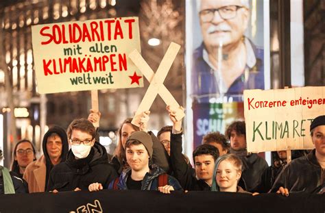 fridays for future stuttgart demo solidarität mit lützerath aktivisten „ein weiter so ist