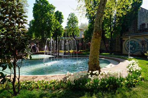 Gulhane Park Gardens Of Topkapi Palace Anatolia Travel Services Pvt